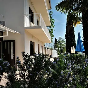 Kadmen Apartman Ika